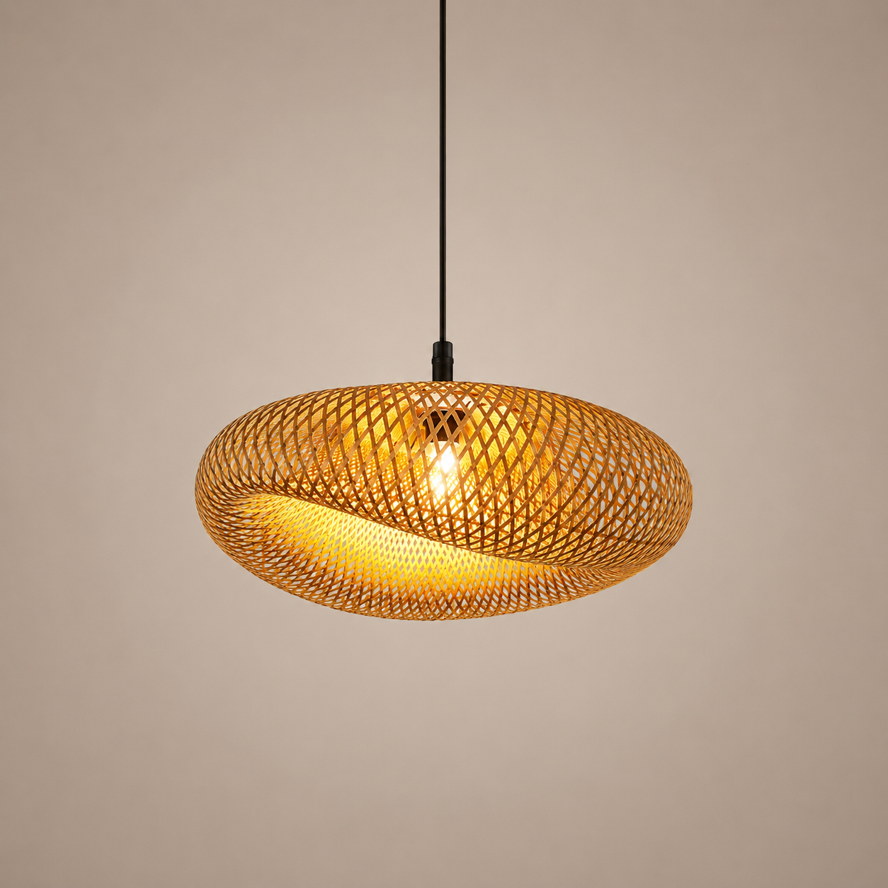 Japanese Style Bamboo Chandelier, Straw Hat Shaped Woven Hanging Pendant Light for Dining Room, Living Room, Bedroom & Cafe