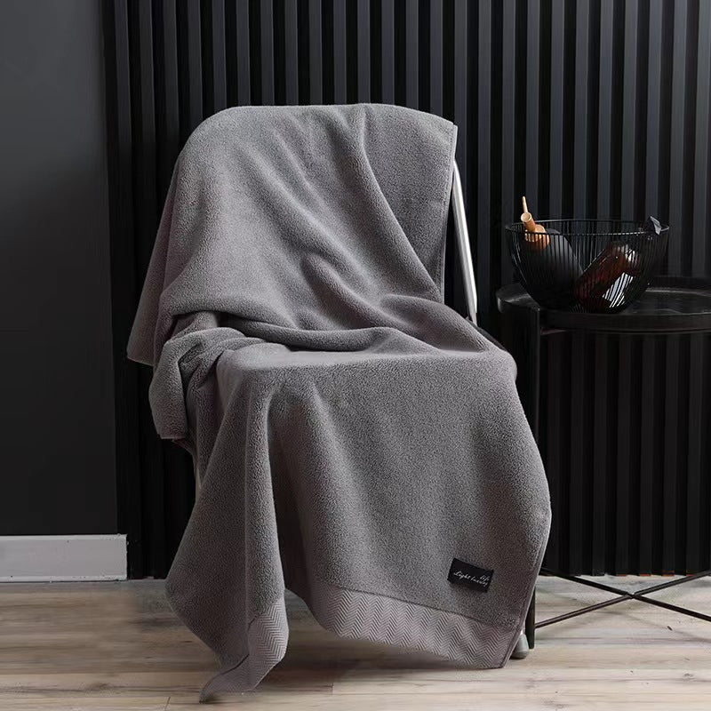 GoldX Premium 100% Cotton Bath Towel, Ultra Soft, Highly Absorbent & Quick Dry Luxury Bathroom Towel